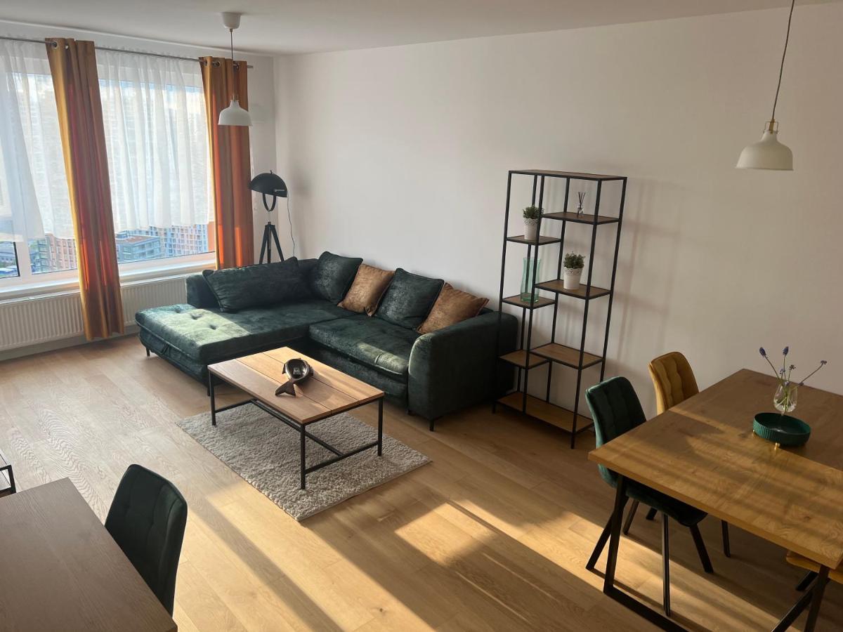 New Downtown Apartment Couple Minute From The Old Town Bratislava Dış mekan fotoğraf